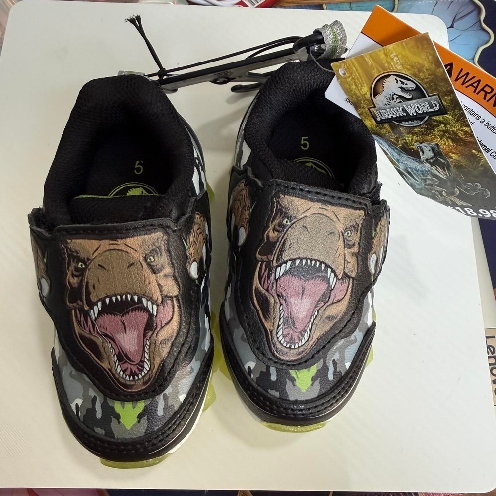 Jurrasic World Kids Sneakers T-Rex size 5